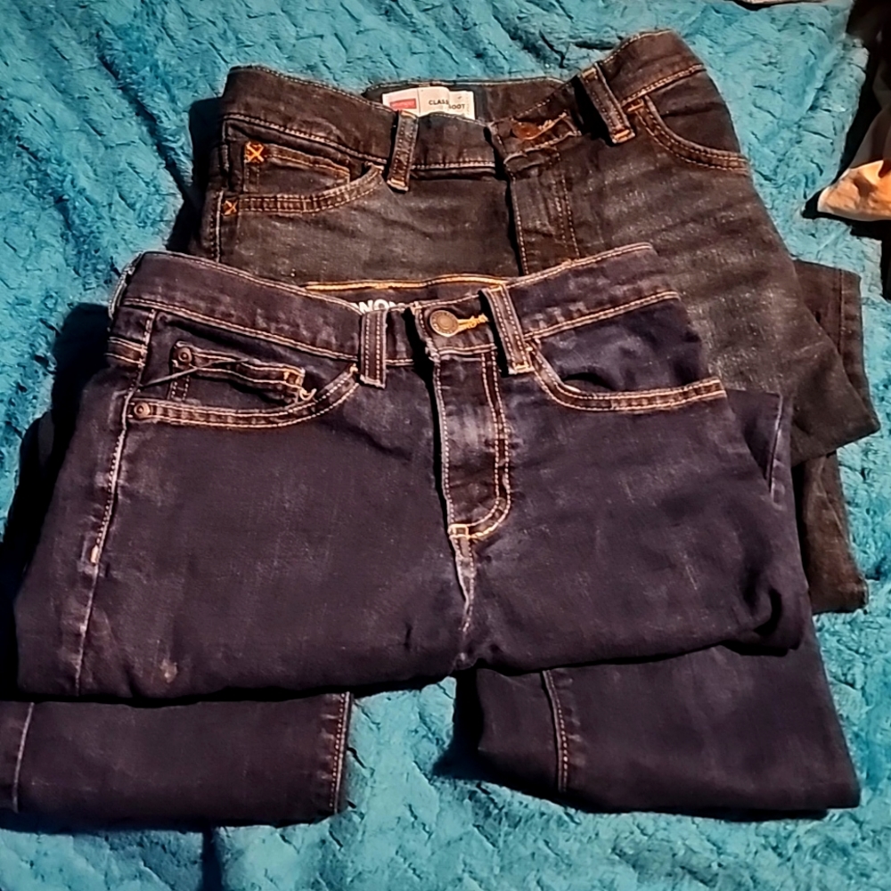 Boys Sonoma and Wrangler Jeans almost New